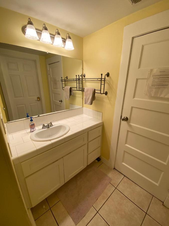 Small Private La Bedroom W Wifi - Private Fridge - Ac Near Usc - Exposition Park - Usc Memorial Coliseum - Banc Of California Bmo Stadium - Downtown Los Angeles Dtla - University Of Southern California Usc!!! Exteriér fotografie